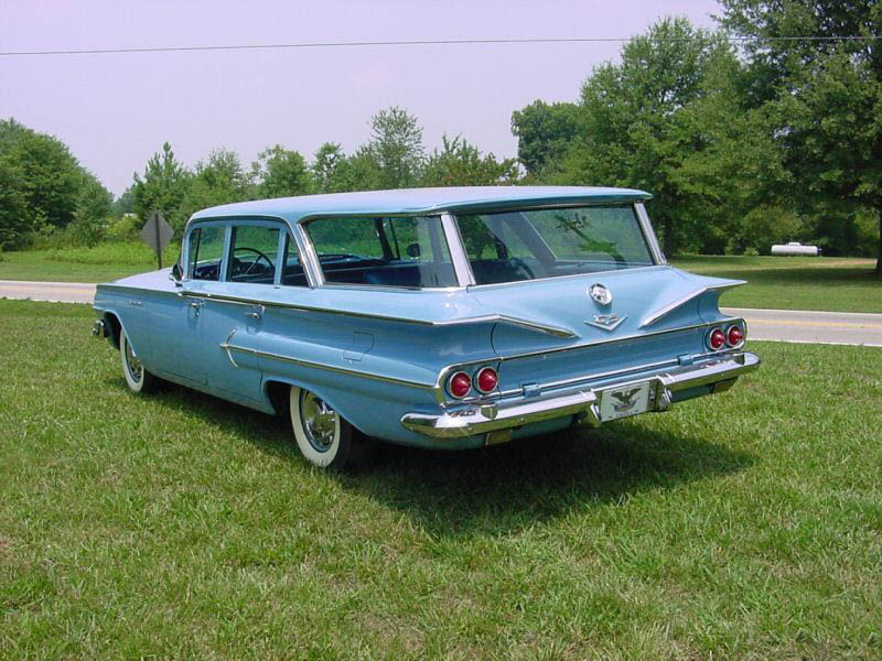 1960 Kingswood Wagon blue 6.JPG